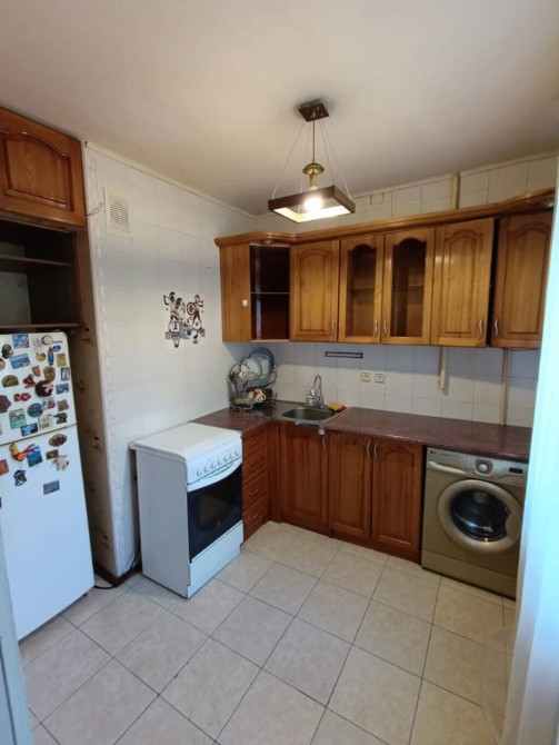 3 комнаты, 65 м², 104 серия, 1 этаж, Косметический ремонт Бишкек - изображение 1