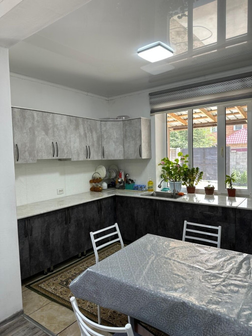 Дом, 102 м², 5 комнат, Собственник, Евроремонт Бишкек - изображение 1