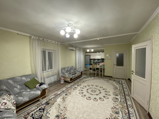 Дом, 120 м², 5 комнат, Собственник, Старый ремонт Бишкек - сүрөт 1