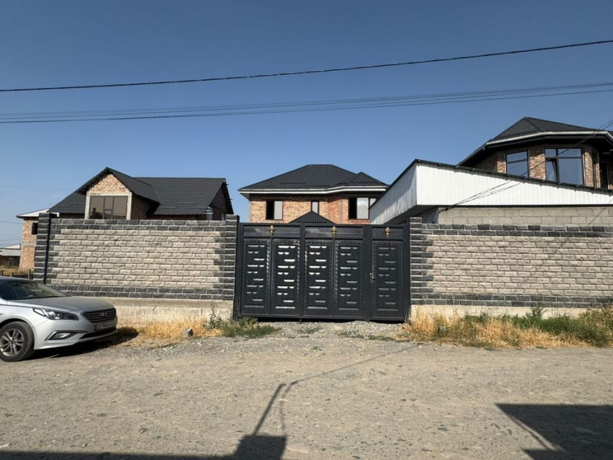 Дом, 186 м², 5 комнат, Собственник Bishkek - photo 1