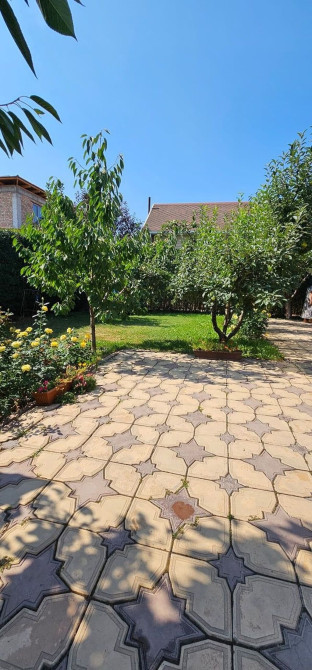 Дом, 355 м², 5 комнат, Агентство недвижимости, Евроремонт Бишкек - сүрөт 1