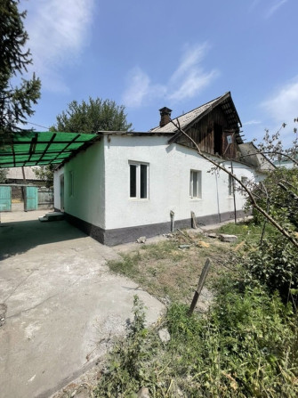 Дом, 100 м², 5 комнат, Собственник, Евроремонт Бишкек - сүрөт 1