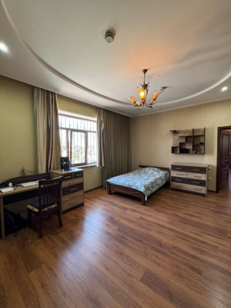 Дом, 440 м², 5 комнат, Агентство недвижимости, Евроремонт Bishkek - photo 1