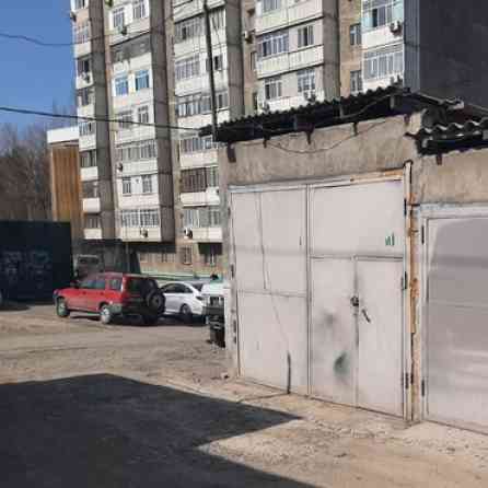27 м², Кирпичный | Смотровая яма, Охрана Бишкек