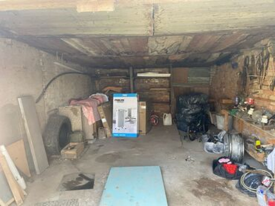 32 м², Кирпичный | Смотровая яма Bishkek - photo 1