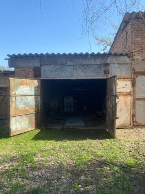 32 м², Кирпичный | Смотровая яма Bishkek - photo 2