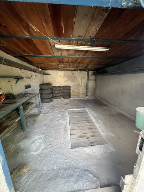 24 м², Металлический, Бетонный, Кирпичный | Подвал, погреб, Смотровая яма Бишкек - сүрөт 3