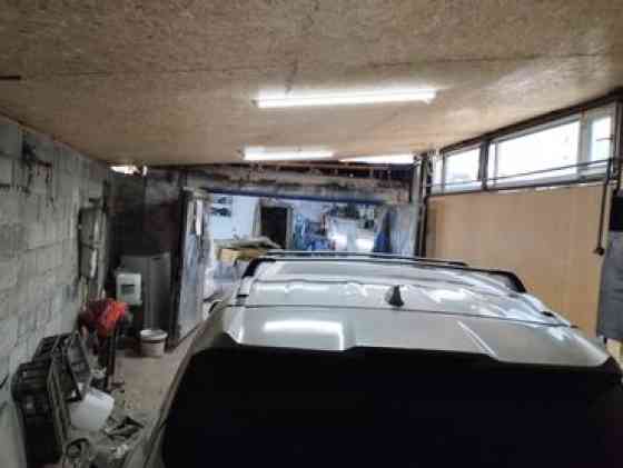 120 м², Кирпичный | Смотровая яма, Охрана, Подвал, погреб Бишкек