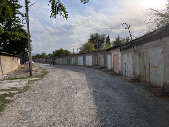 6 м², Бетонный, Кирпичный | Подвал, погреб, Смотровая яма Бишкек - изображение 1