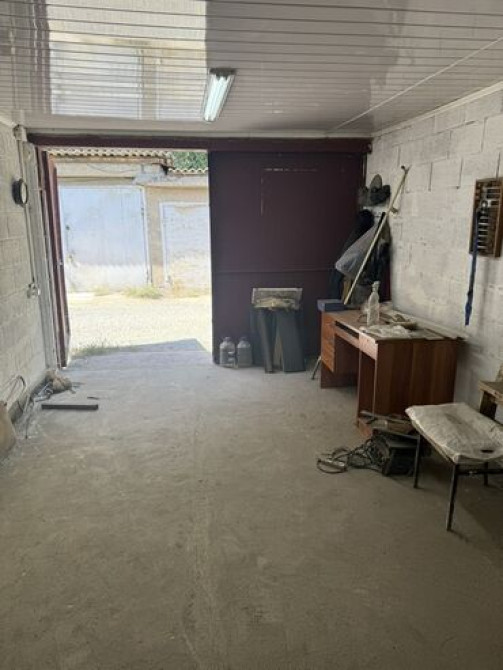 40 м², Бетонный | Подвал, погреб Bishkek - photo 4