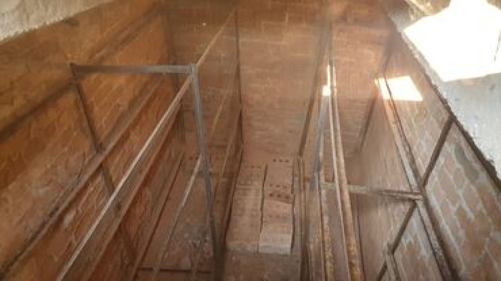 15 м², Бетонный | Смотровая яма, Охрана Bishkek - photo 5