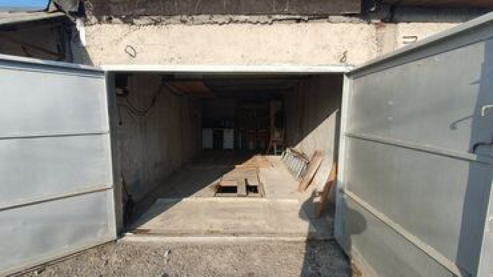 15 м², Бетонный | Смотровая яма, Охрана Bishkek - photo 2