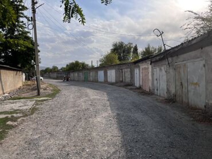 6 м², Бетонный, Кирпичный | Подвал, погреб, Смотровая яма Бишкек - сүрөт 1