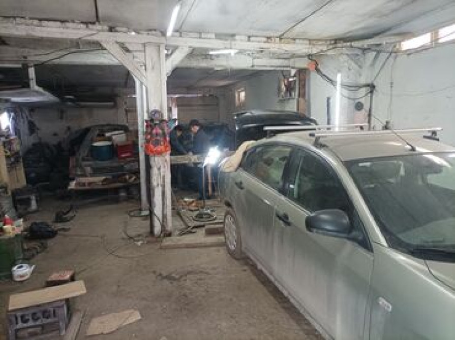 120 м², Бетонный | Смотровая яма Bishkek - photo 2