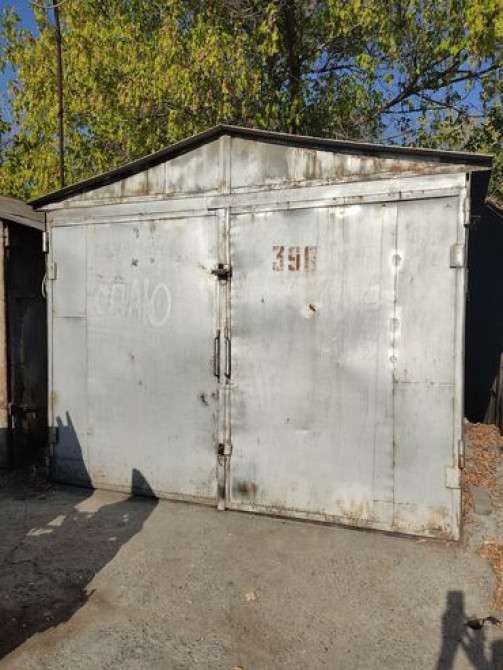 18 м², Металлический | Смотровая яма, Охрана Бишкек - сүрөт 1