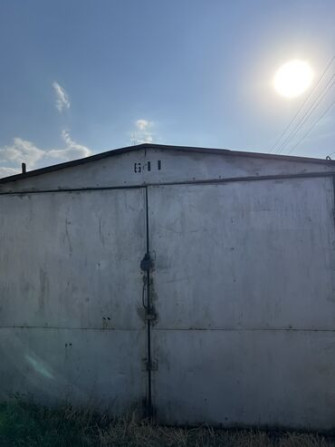 Срочно продается Гараж, длинна 6 метров, ширина 3 метра, состояние как Бишкек - изображение 5