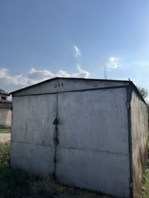 Срочно продается Гараж, длинна 6 метров, ширина 3 метра, состояние как Бишкек - сүрөт 1