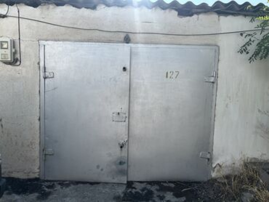 24 м², Металлический, Бетонный, Кирпичный | Подвал, погреб, Смотровая яма Бишкек - сүрөт 4