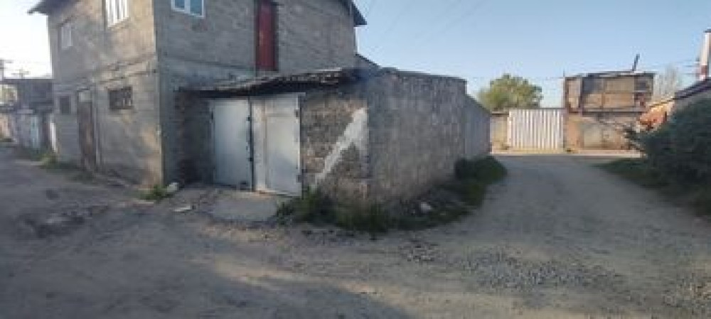 28 м², Металлический, Бетонный | Охрана, Подвал, погреб Бишкек - сүрөт 2