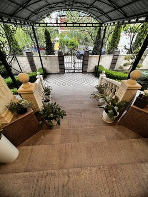 Дом, 565 м², 6 комнат, Агентство недвижимости, Евроремонт Bishkek - photo 3