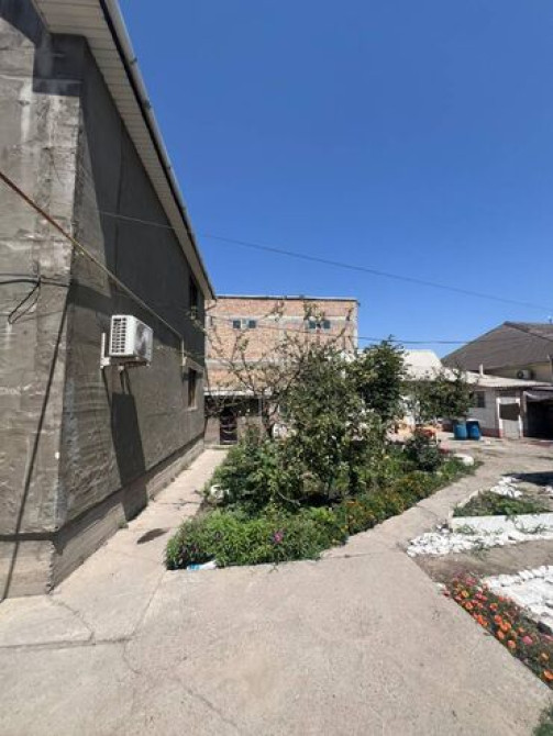 Дом, 300 м², 6 комнат, Агентство недвижимости, Косметический ремонт Бишкек - изображение 3