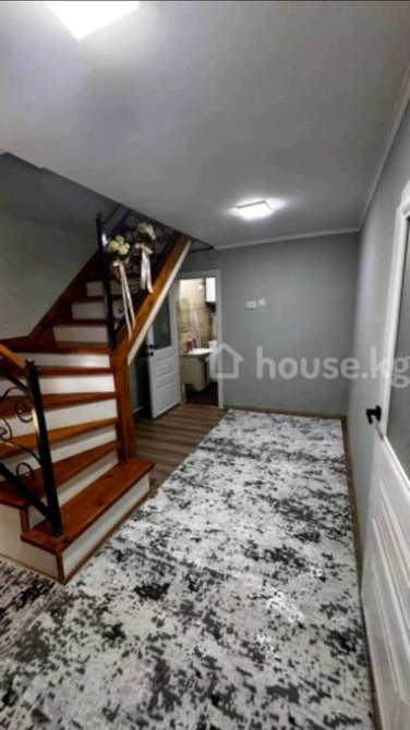 Дом, 140 м², 6 комнат, Агентство недвижимости, Евроремонт Bishkek - photo 1