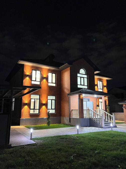Дом, 360 м², 6 комнат, Риэлтор, Дизайнерский ремонт Bishkek - photo 1