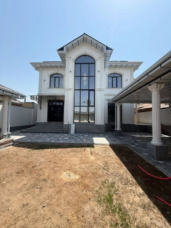 Дом, 250 м², 6 комнат, Агентство недвижимости, Дизайнерский ремонт Бишкек - сүрөт 1