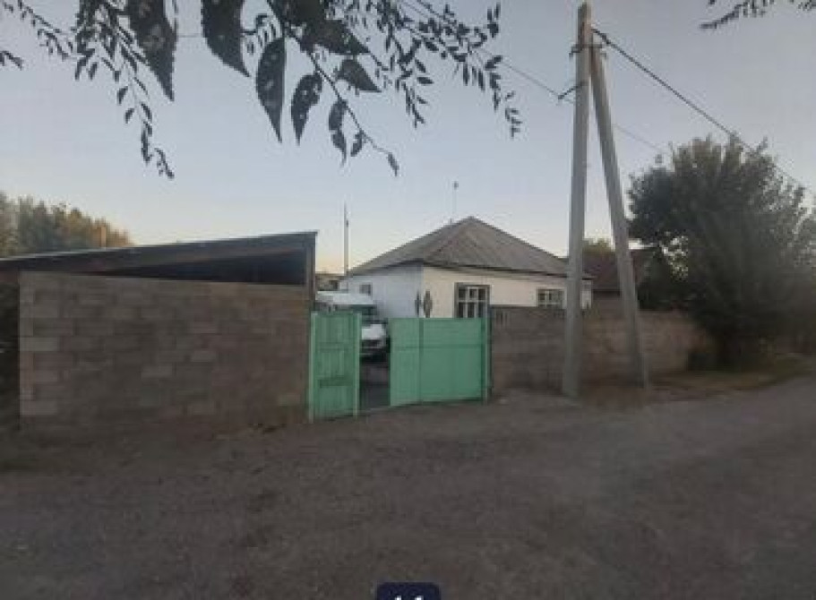 Дом, 80 м², 6 комнат, Собственник, Косметический ремонт Бишкек - сүрөт 2