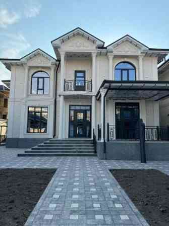 Дом, 320 м², 6 комнат, Агентство недвижимости, Дизайнерский ремонт Бишкек