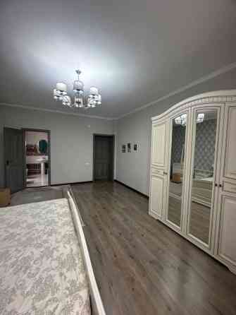 Дом, 320 м², 6 комнат, Собственник Бишкек