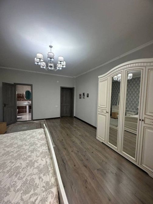 Дом, 320 м², 6 комнат, Собственник Бишкек - сүрөт 1