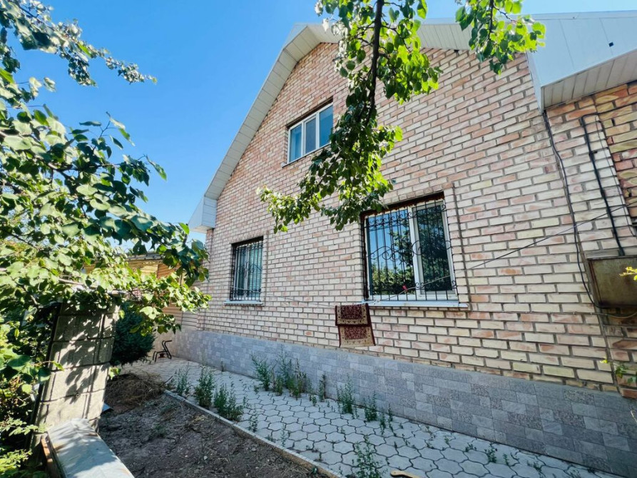 Дом, 160 м², 6 комнат, Агентство недвижимости Бишкек - изображение 1