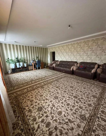 Дом, 165 м², 6 комнат, Агентство недвижимости, Старый ремонт Бишкек - сүрөт 1