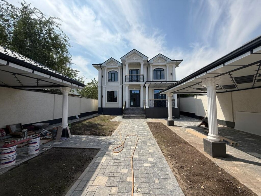 Дом, 275 м², 6 комнат, Агентство недвижимости, Дизайнерский ремонт Bishkek - photo 1