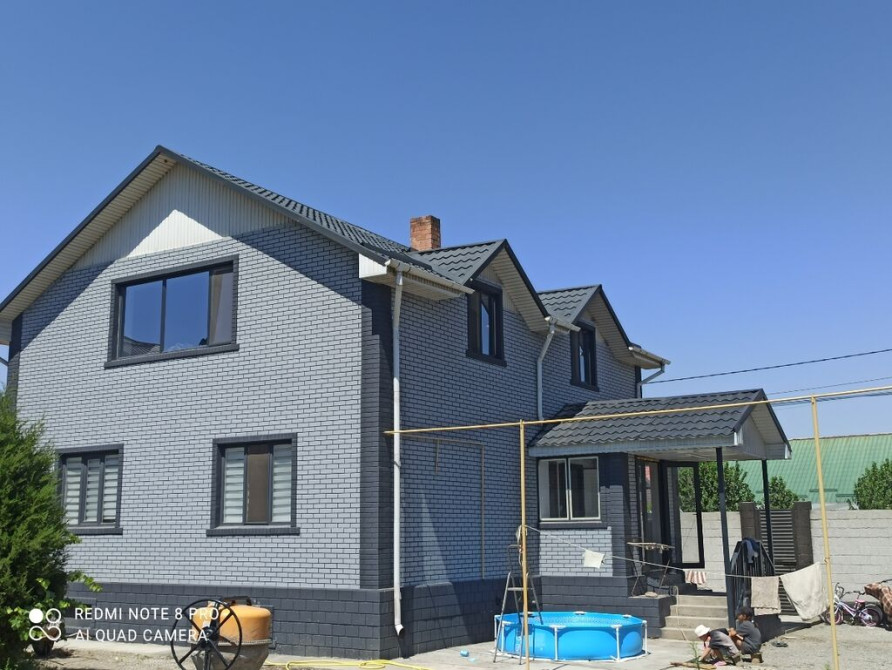 Дом, 180 м², 6 комнат, Собственник, Евроремонт Bishkek - photo 1