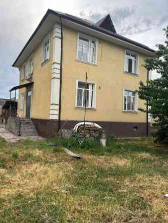 Дом, 280 м², 6 комнат, Агентство недвижимости, Косметический ремонт Бишкек