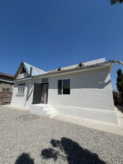 Дом, 100 м², 6 комнат, Агентство недвижимости, Косметический ремонт Bishkek - photo 1