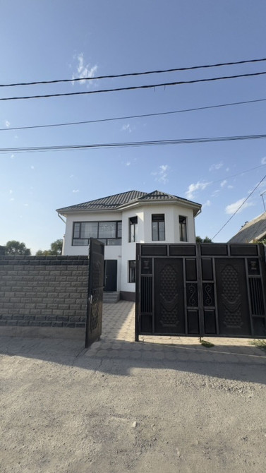 Дом, 200 м², 7 комнат, Собственник, Евроремонт Bishkek - photo 1