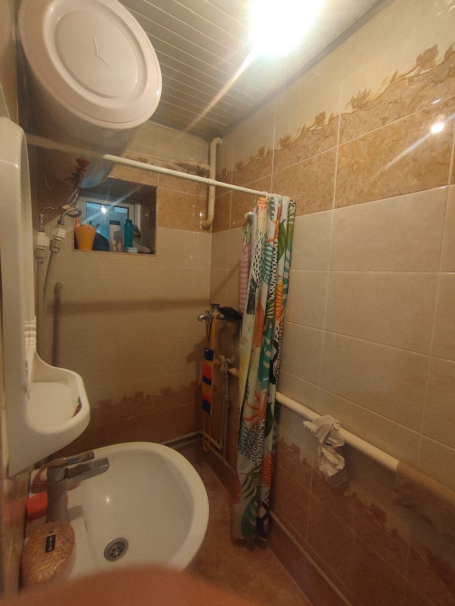 Дом, 170 м², 7 комнат, Собственник, Старый ремонт Bishkek - photo 1