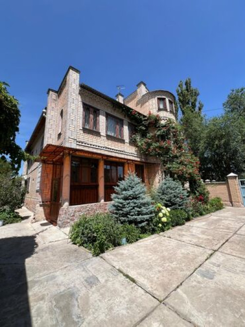 Дом, 610 м², 7 комнат, Собственник, Косметический ремонт Бишкек - сүрөт 1