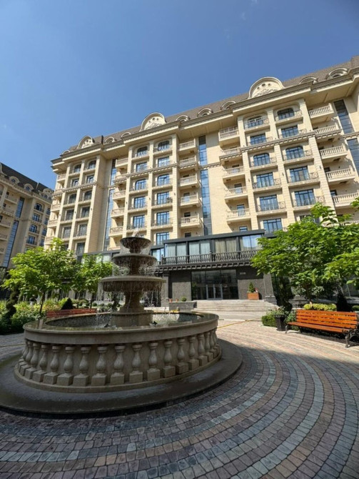 Дом, 320 м², 7 комнат, Агентство недвижимости, Дизайнерский ремонт Bishkek - photo 1