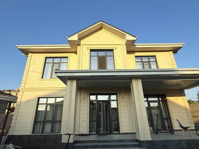 Дом, 250 м², 7 комнат, Агентство недвижимости, Дизайнерский ремонт Бишкек - сүрөт 1