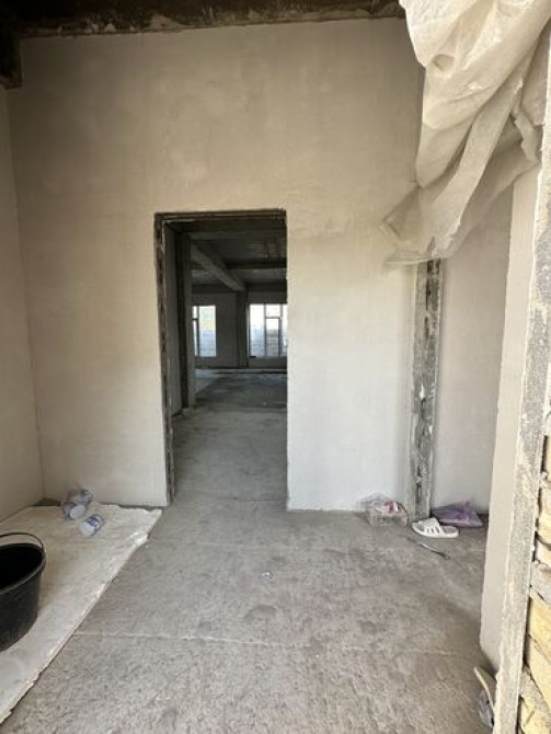 Таунхаус, 211 м², 7 комнат, Риэлтор, ПСО (под самоотделку) Bishkek - photo 3