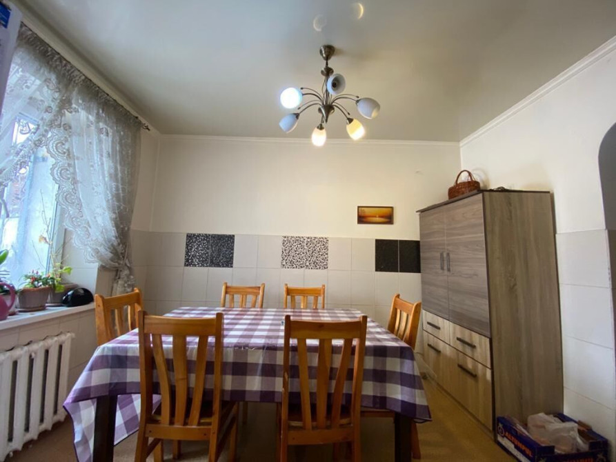 Дом, 100 м², 7 комнат, Собственник, Косметический ремонт Бишкек - сүрөт 1