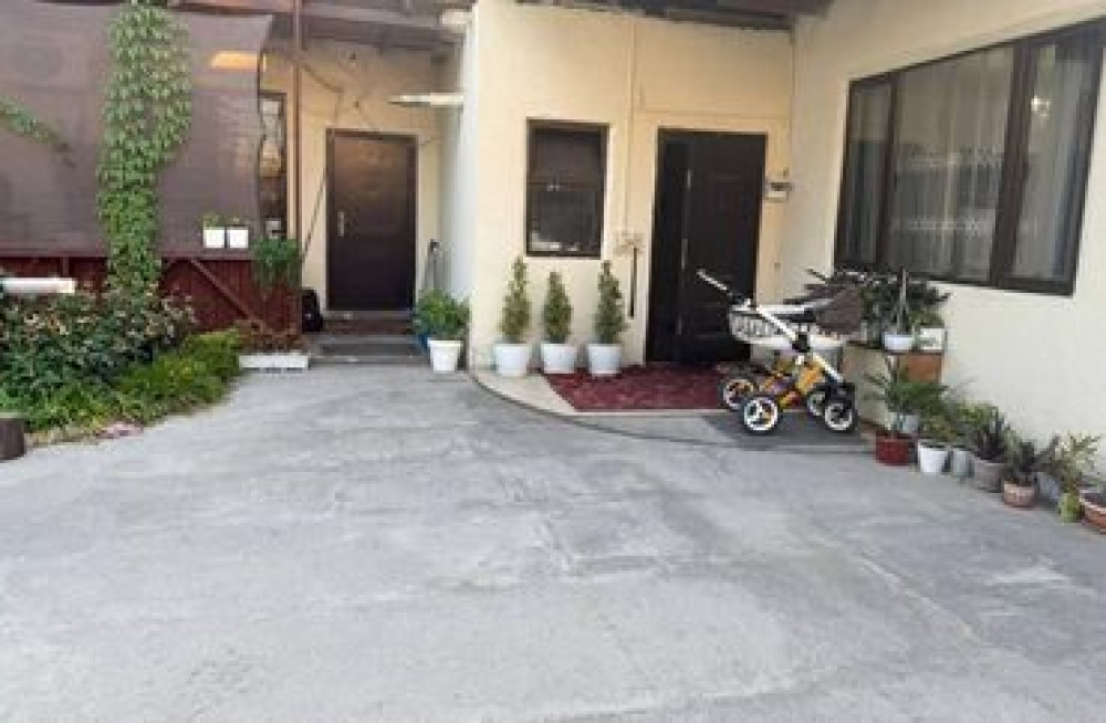 Дом, 167 м², 7 комнат, Собственник, Косметический ремонт Бишкек - сүрөт 1