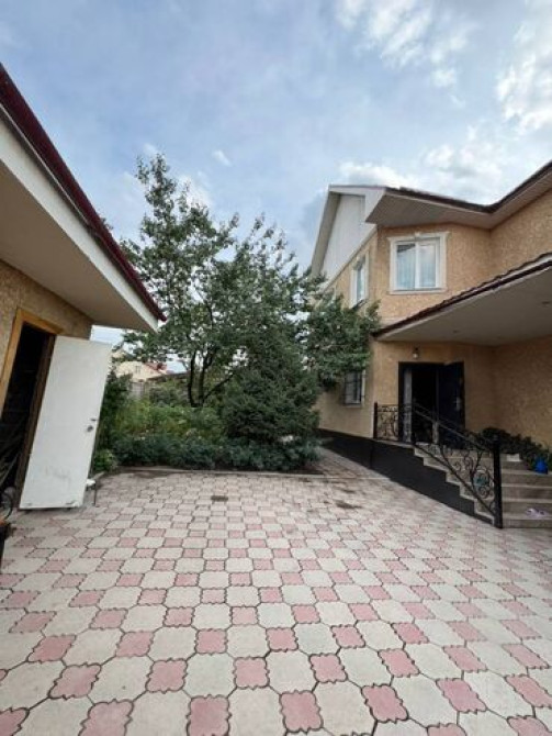 Дом, 273 м², 7 комнат, Агентство недвижимости Бишкек - сүрөт 1