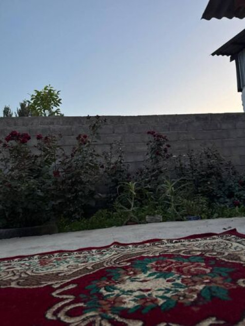 Времянка, 83 м², 7 комнат, Собственник, Старый ремонт Бишкек - сүрөт 4