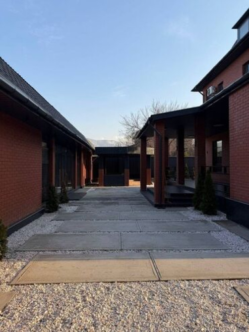 Дом, 300 м², 7 комнат, Риэлтор, Дизайнерский ремонт Бишкек - сүрөт 5