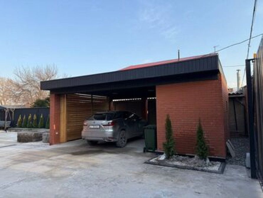 Дом, 300 м², 7 комнат, Риэлтор, Дизайнерский ремонт Бишкек - сүрөт 3